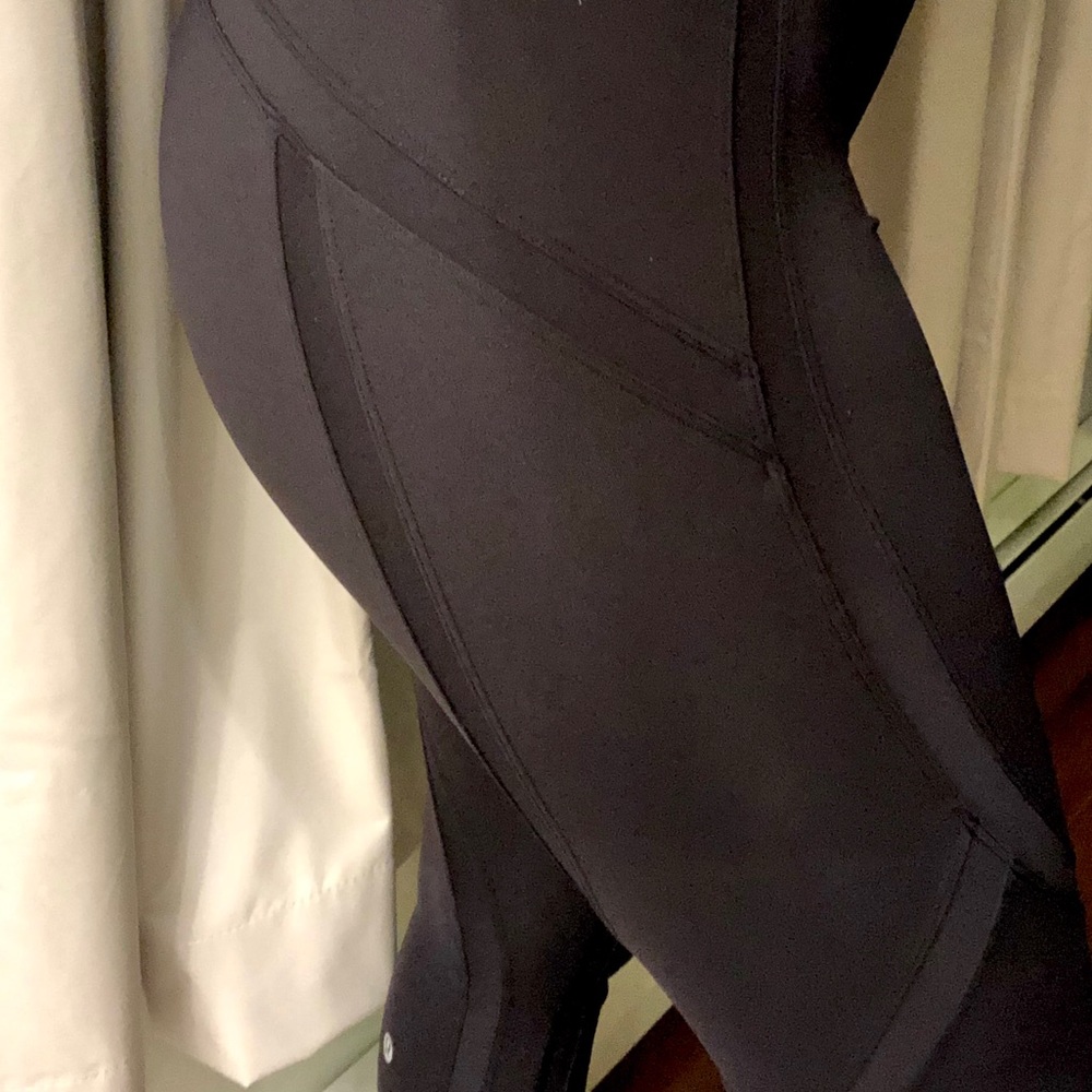 NWOT LULULEMON LONG BLACK LEGGING